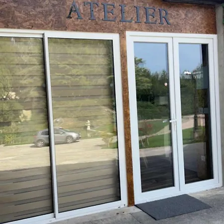 Le Domaine Du Hibou Апартаменты Festigny (Marne)