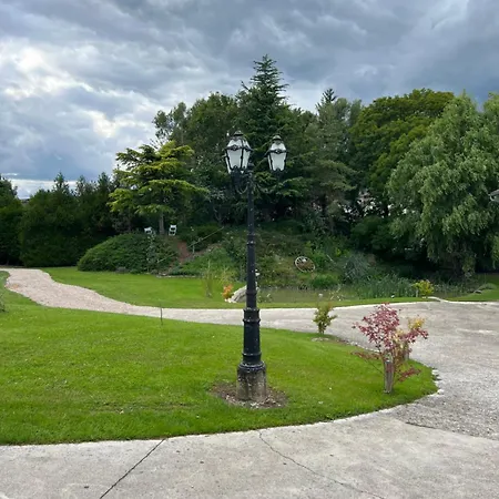 Le Domaine Du Hibou * Festigny (Marne)