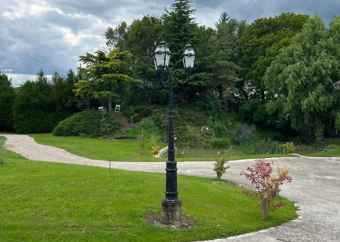 Le Domaine Du Hibou * Festigny (Marne)